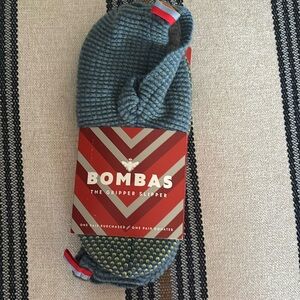 Bombas. The most comfortable slippers in the history off feet. Large.